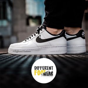 Air Force 1 – White & Black