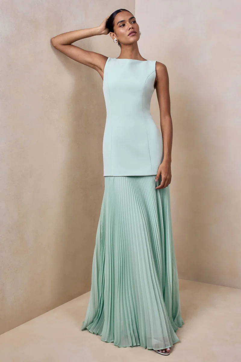 Hadley | Vestido Largo Verde Salvia con escote barco y cintura caída