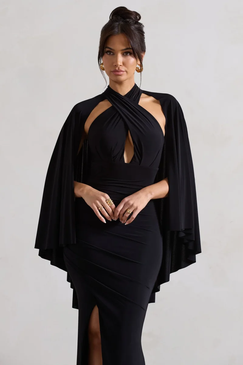 Audrina | Vestido Negro Largo con Pliegues, Cuello Halter, Abertura y Capa - Imagen 3